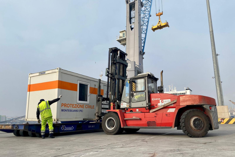 Terremoto Turchia e Siria: le operazioni di carico della nave cargo partita da Trieste il 19 febbraio